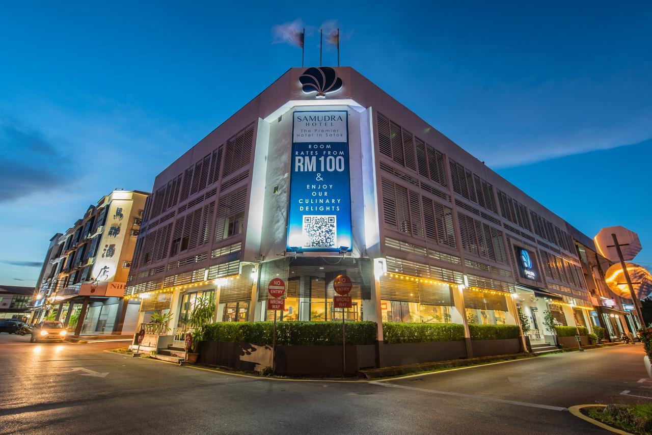 Samudra Hotel Kuching Esterno foto